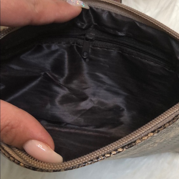 FAUX SNAKE SKIN CROSSBODY OR CLUTCH PURSE - Picture 7 of 8